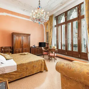 Otel San Moise